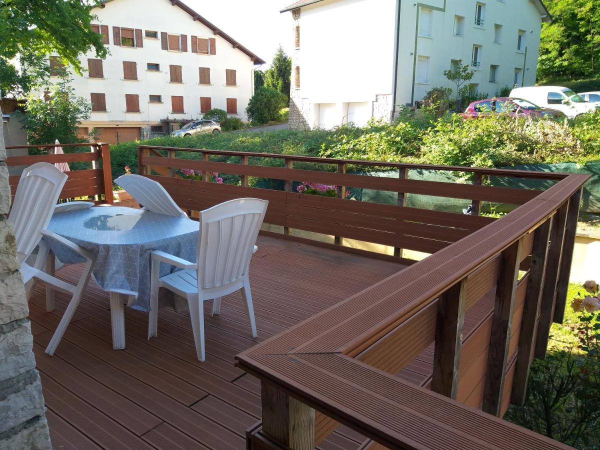 Ferienwohnung Location A.M.I Bellegarde-sur-Valserine Exterior foto